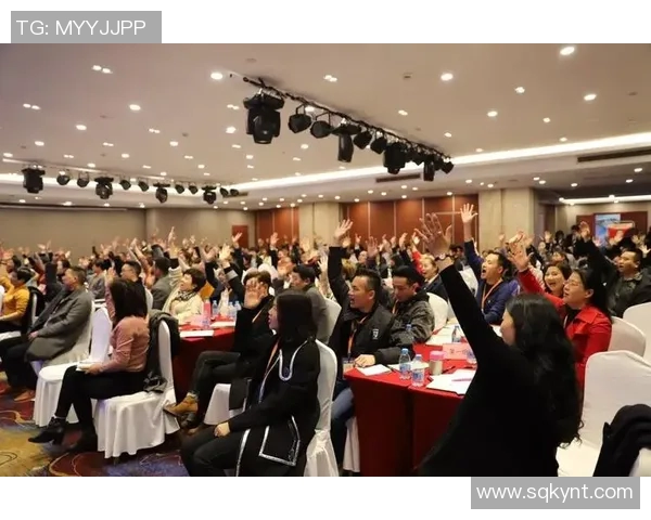 探索足球主教练的战术智慧与团队管理艺术之路